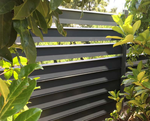 Garde corps Aluminium Garde corps en verre Garde corps découpe laser Clôtures Aluminium Claustra Aluminium Palissade Aluminium Brise vue Aluminium