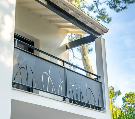 Garde corps Aluminium Garde corps en verre Garde corps découpe laser Clôtures Aluminium Claustra Aluminium Palissade Aluminium Brise vue Aluminium