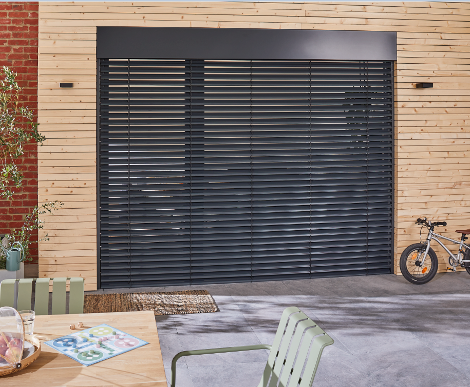 Brise soleil orientable BSO Brise soleil orientable sur mesure Brise soleil orientable vertical Brise soleil orientable extérieur Brise soleil en aluminium Brise soleil orientable intérieur Brise soleil 100% occultant Moteur BSO