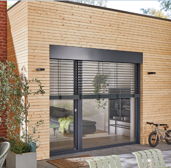 Brise soleil orientable BSO Brise soleil orientable sur mesure Brise soleil orientable vertical Brise soleil orientable extérieur Brise soleil en aluminium Brise soleil orientable intérieur Brise soleil 100% occultant Moteur BSO