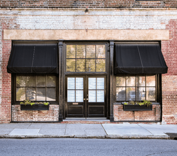 Store Store banne Store coffre Store autonome Store solaire Store zip Store vertical Store occultant Brise soleil orientable Volet solaire orientable Store bannette Store corbeille Stores terrasse Store fenêtre Store vérandas Store de pergola