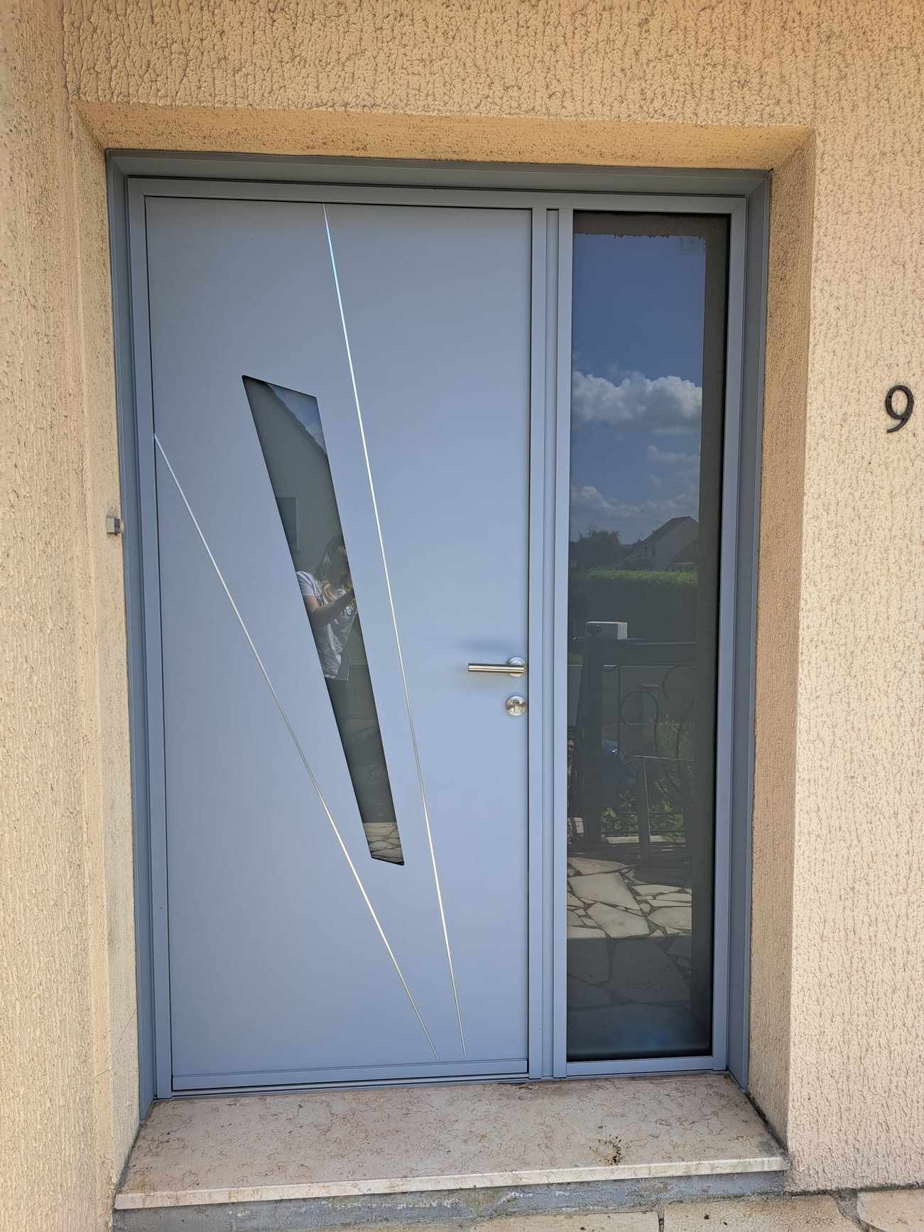 Porte d'entrée Aluminium Design Porte d'entrée design en Aluminium avec fixe vitré