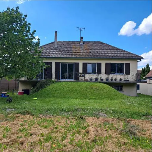Réalisation en fenêtres coulissantes Alumium dans les Ardennes Rénovation complète d'une maison avec des baies coulissantes en Aluminium